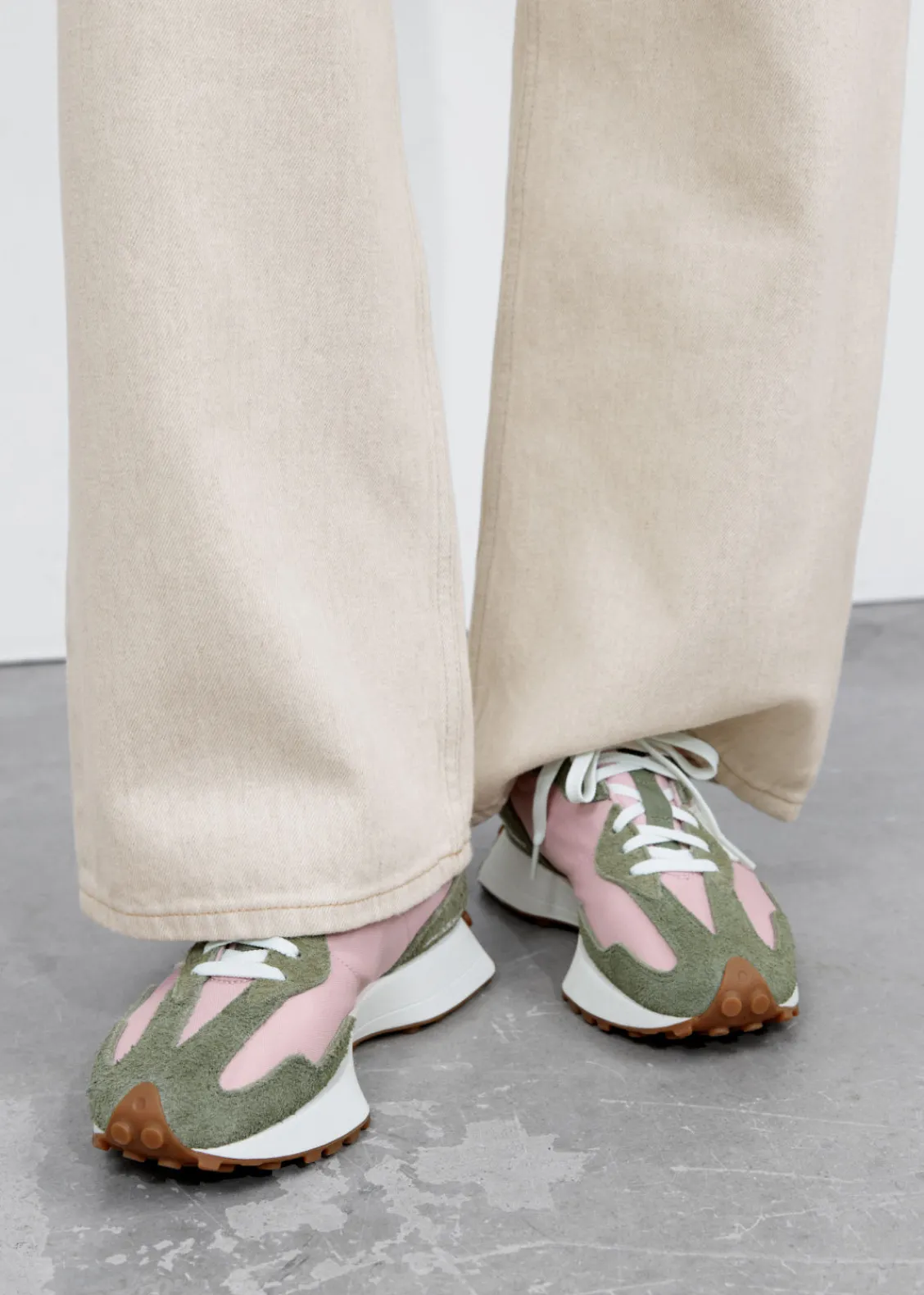 Sale & Other Stories Baskets New Balance 327 Rose