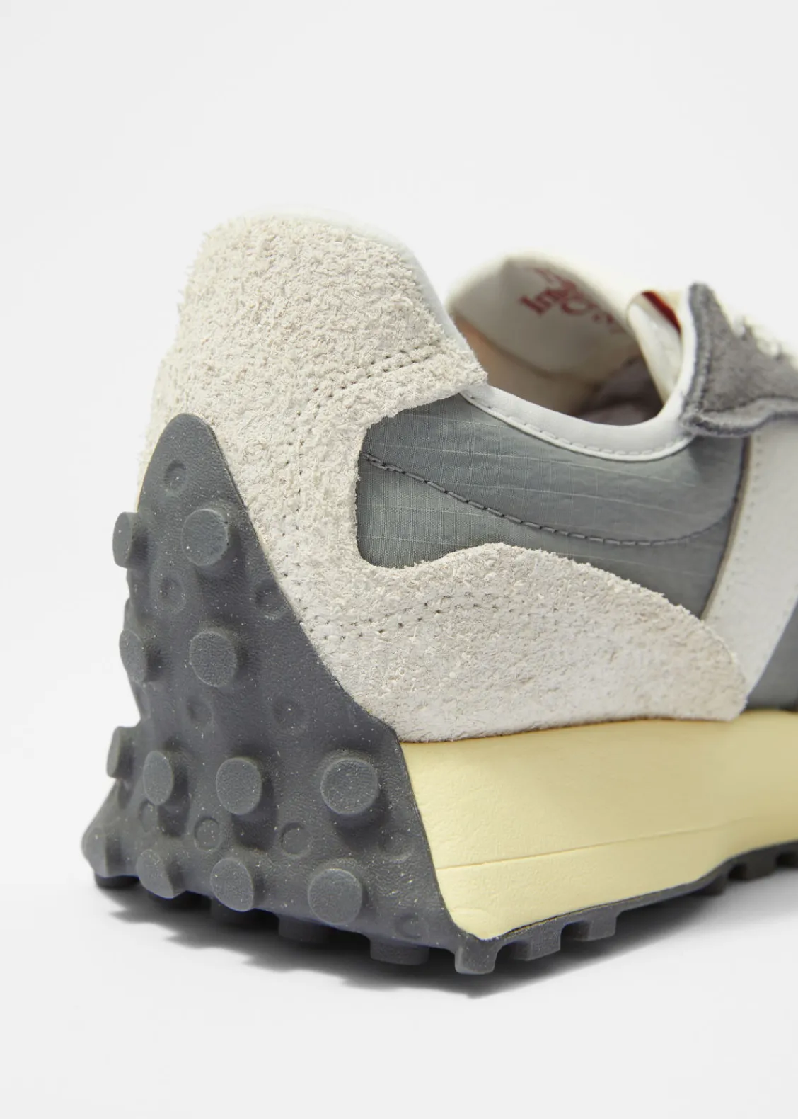 Outlet & Other Stories Baskets New Balance 327
