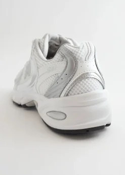 Flash Sale & Other Stories Baskets New Balance 530