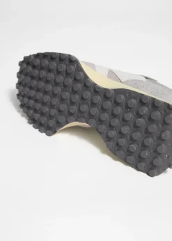 Outlet & Other Stories Baskets New Balance 327