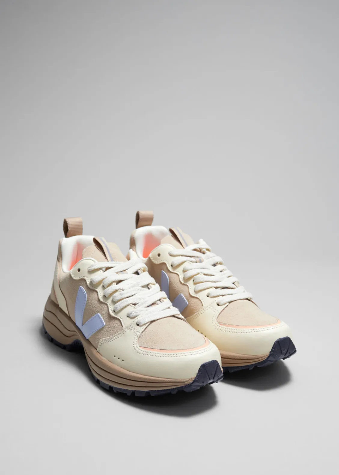 Discount & Other Stories Baskets Veja Venturi