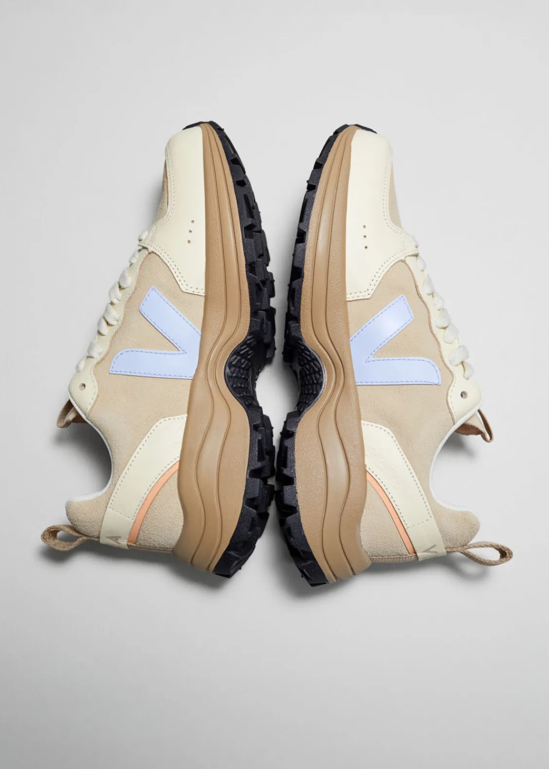 Discount & Other Stories Baskets Veja Venturi