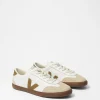 Discount & Other Stories Baskets Veja Volley