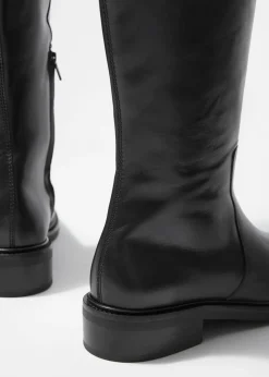 New & Other Stories Bottes De Style équitation En Cuir Noir