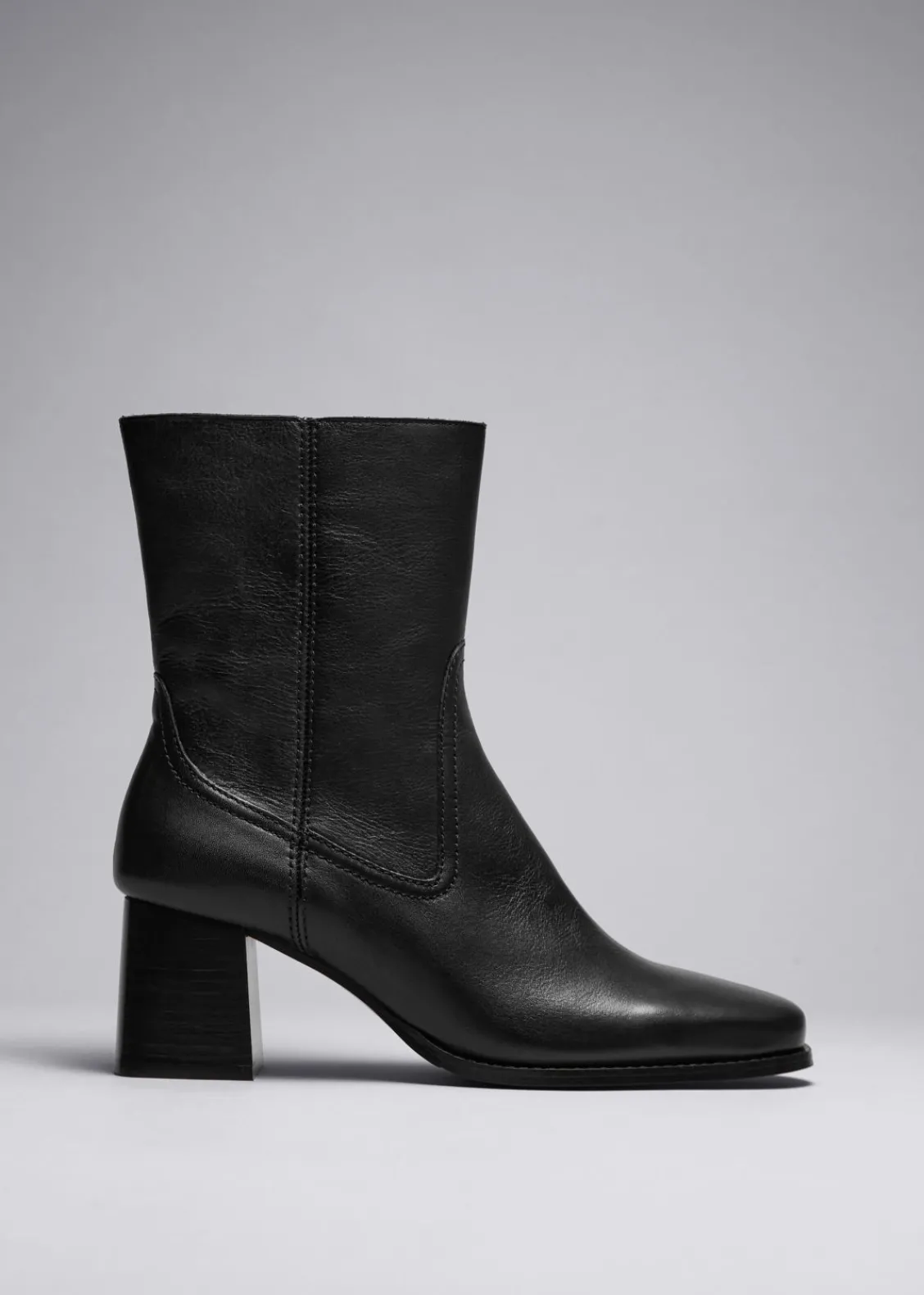 Store & Other Stories Bottines Classiques En Cuir