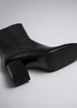 Store & Other Stories Bottines Classiques En Cuir