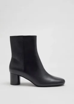 Cheap & Other Stories Bottines En Cuir