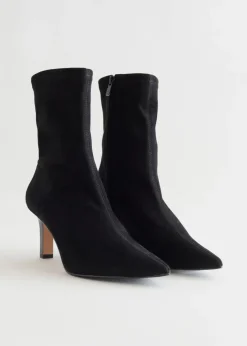 Cheap & Other Stories Bottines-chaussettes Pointues