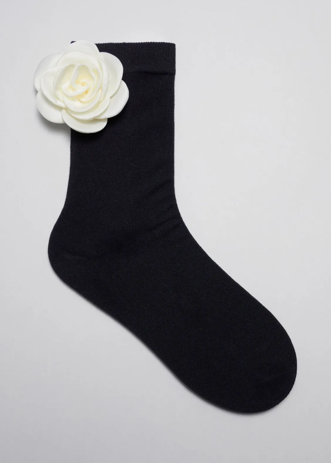 Fashion & Other Stories Chaussettes à Roses Appliquées