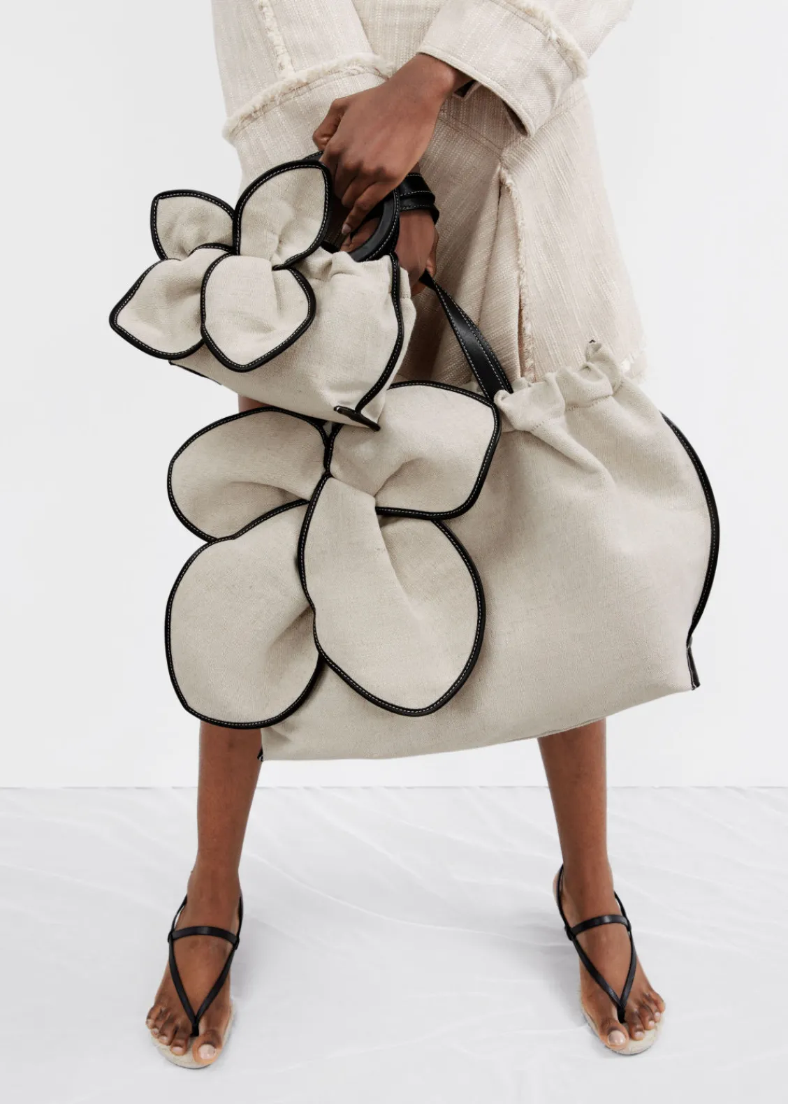 Fashion & Other Stories Grand Sac En Toile à Fleur Beige