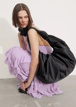 Sale & Other Stories Grand Sac Porté épaule En Satin Noir