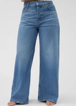 Clearance & Other Stories Jean Large