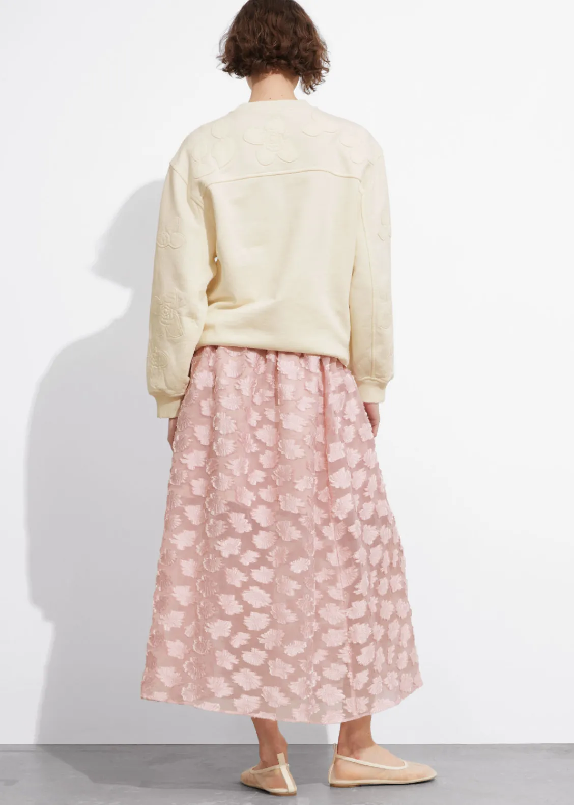 Store & Other Stories Jupe Midi à Motifs Floraux Appliqués Rose