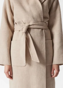 Outlet & Other Stories Manteau Ceinturé