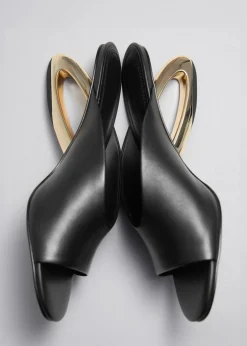 Online & Other Stories Mules à Talons Dorés Noir