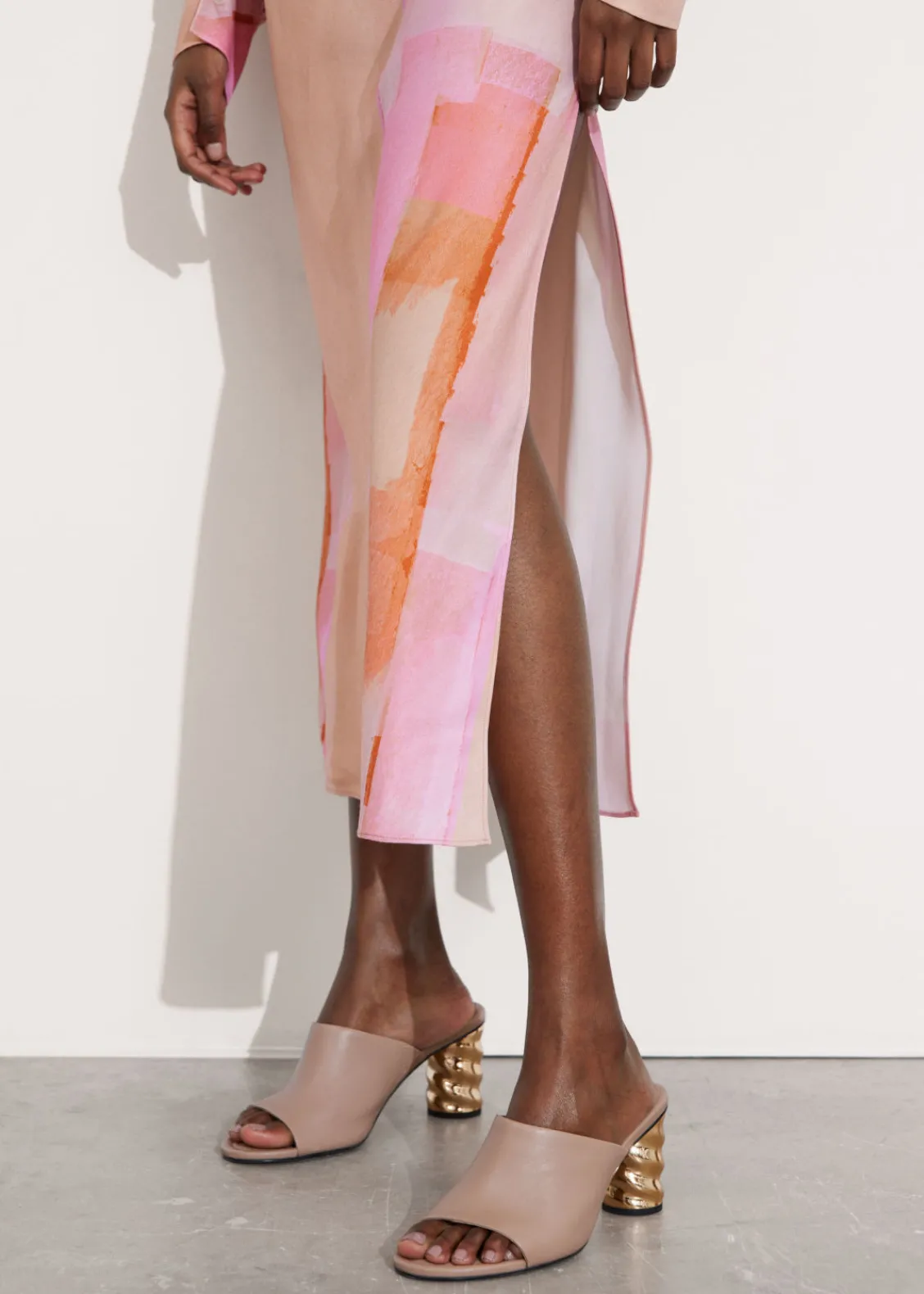 New & Other Stories Mules En Cuir à Talons Sculpturaux Beige