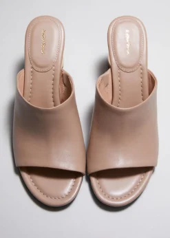 New & Other Stories Mules En Cuir à Talons Sculpturaux Beige