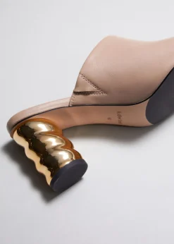 New & Other Stories Mules En Cuir à Talons Sculpturaux Beige
