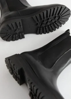 Fashion & Other Stories Épaisses Bottes En Cuir Chelsea Noir