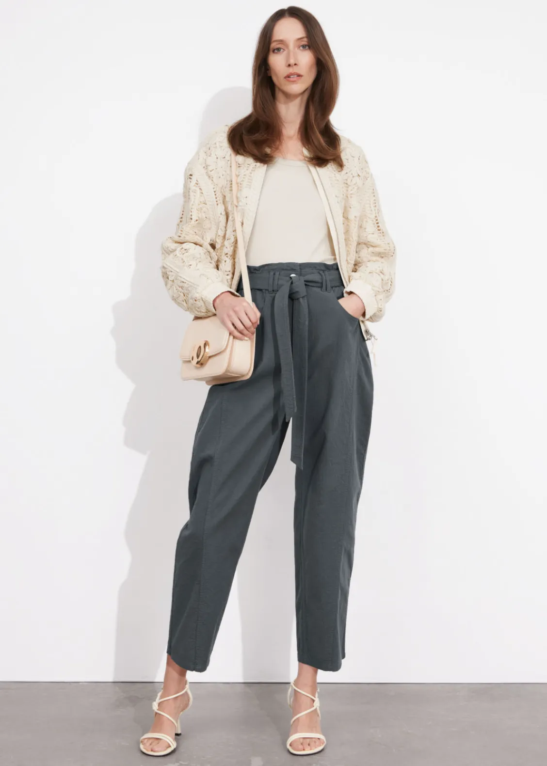 Hot & Other Stories Pantalon à Taille Haute Froncée