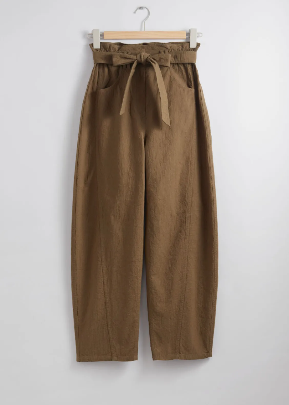 Hot & Other Stories Pantalon à Taille Haute Froncée