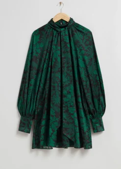 New & Other Stories Robe Courte Avec Nœud Imprimé vert