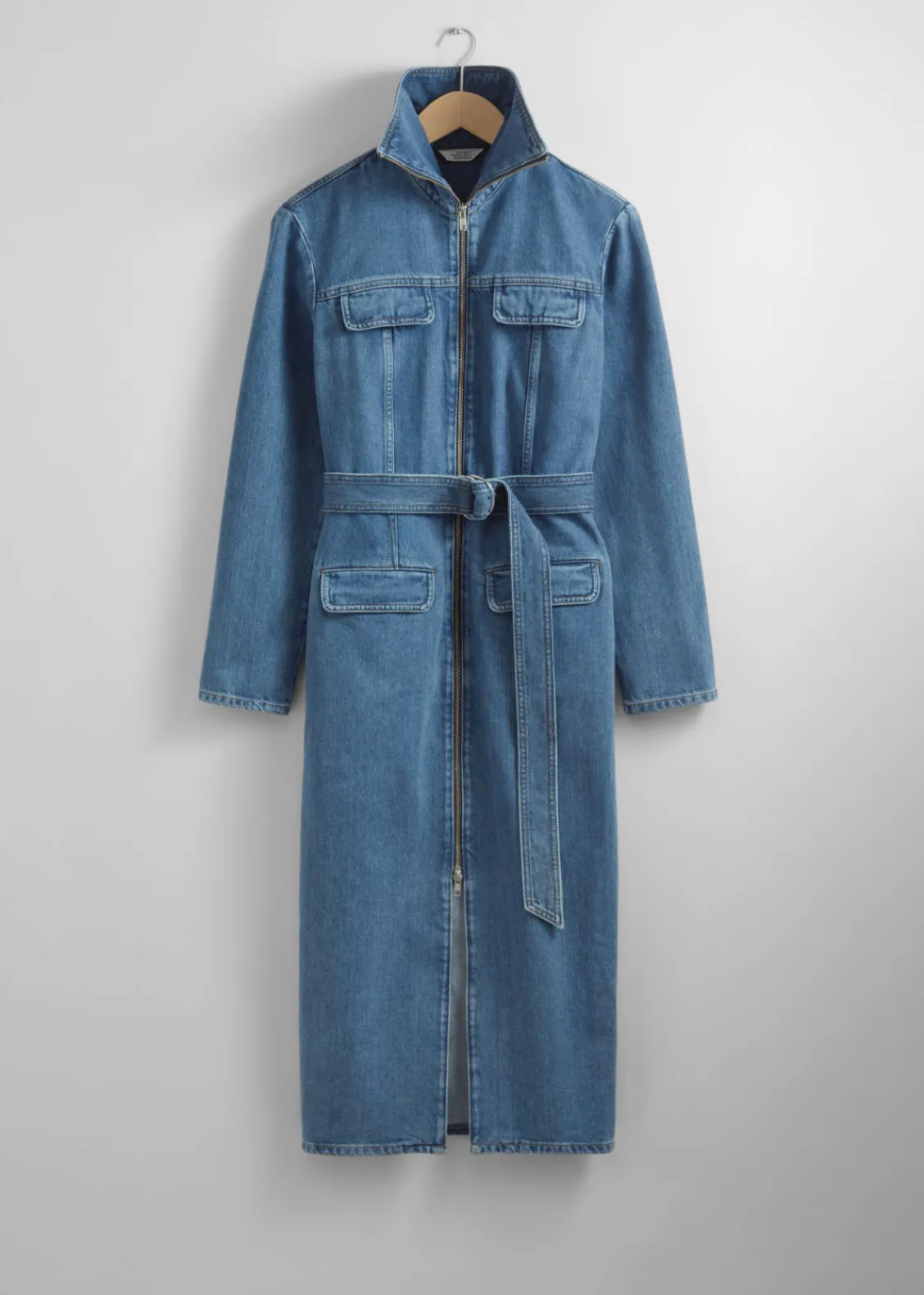 Store & Other Stories Robe Midi Ceinturée De Style Utilitaire