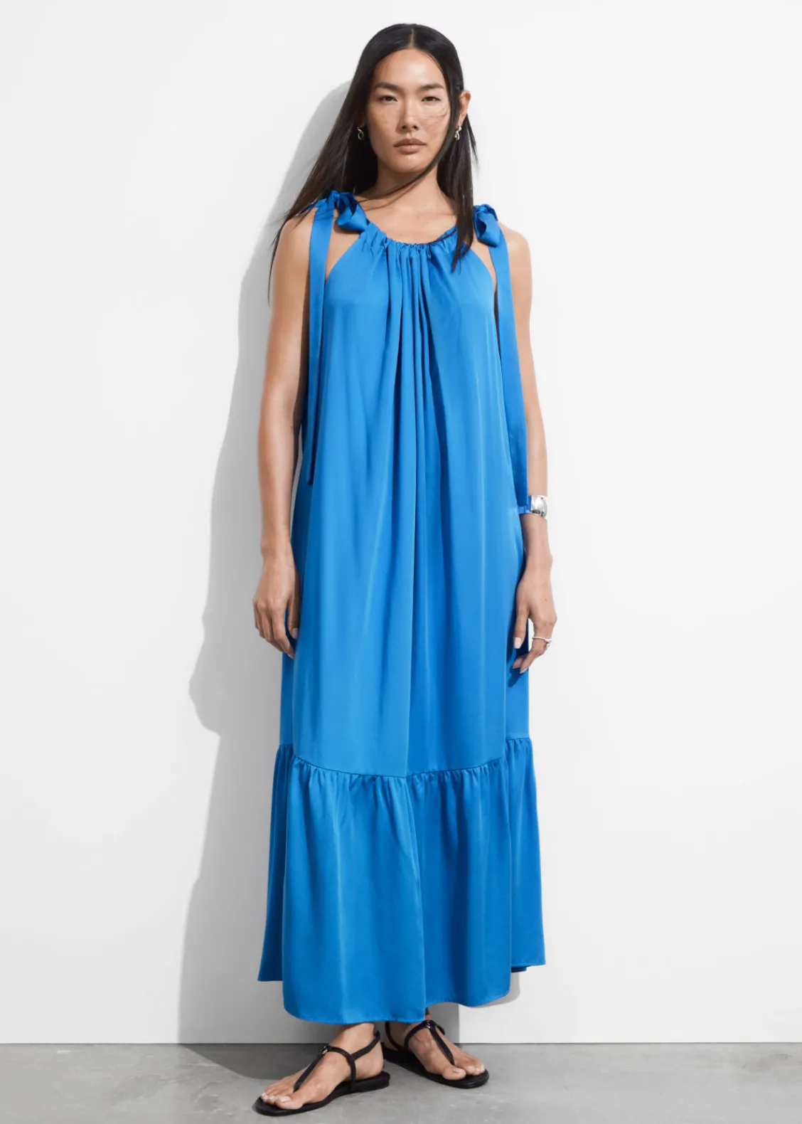 New & Other Stories Robe Midi Froncée Sans Manches