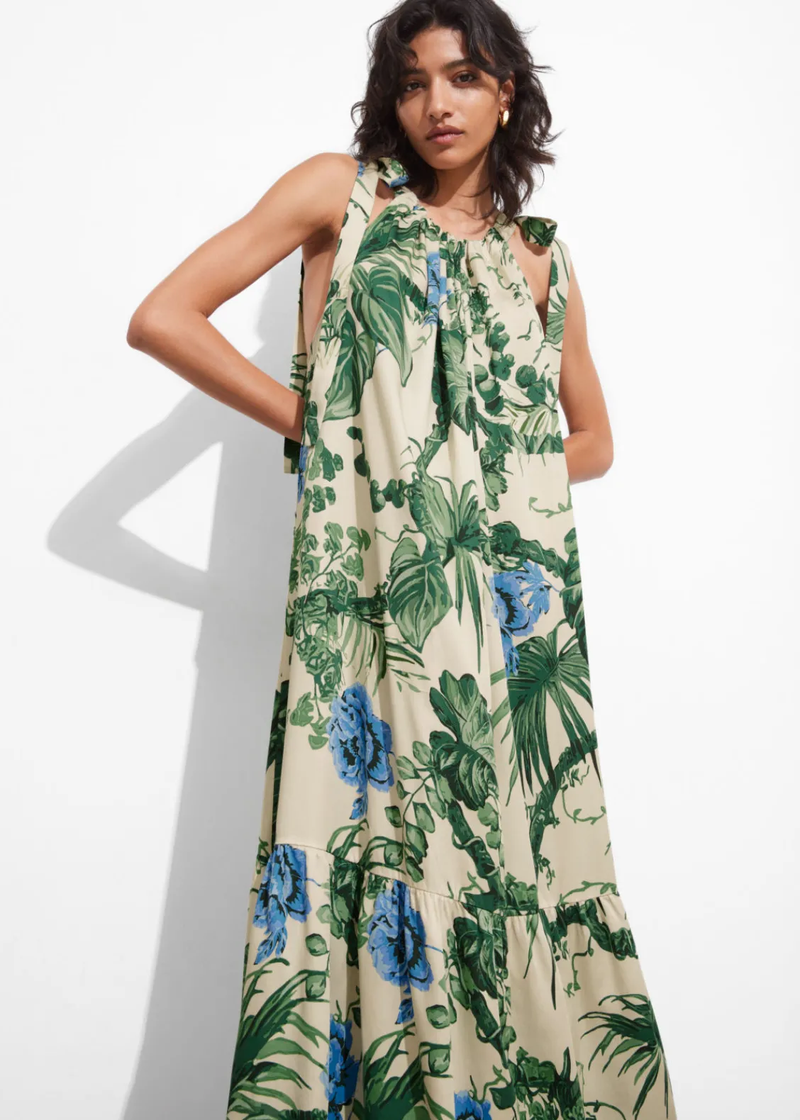 New & Other Stories Robe Midi Froncée Sans Manches