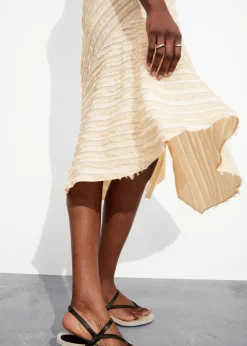 Clearance & Other Stories Robe Midi Texturée à Bretelles Couleur crème