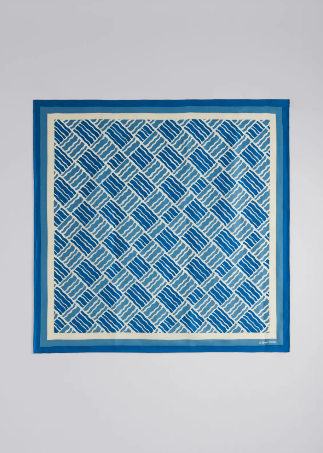 New & Other Stories Foulard Carré Imprimé Bleu