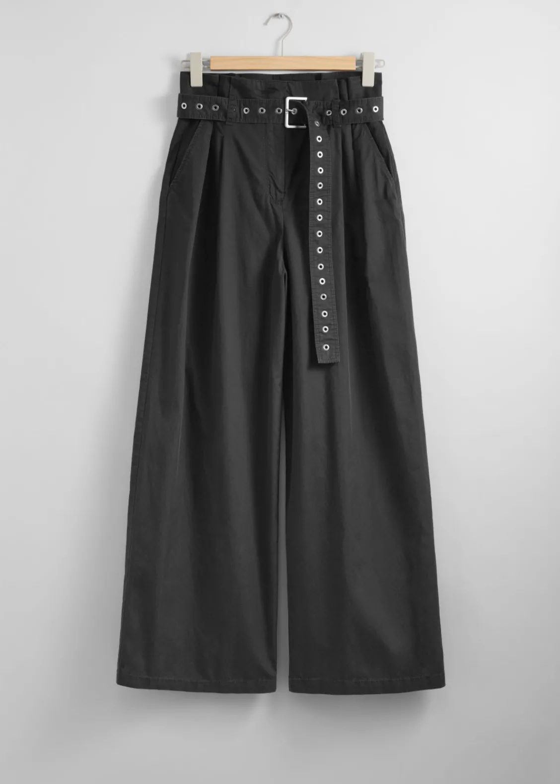Outlet & Other Stories Pantalon Taille Haute Froncée à Ceinture à œillets